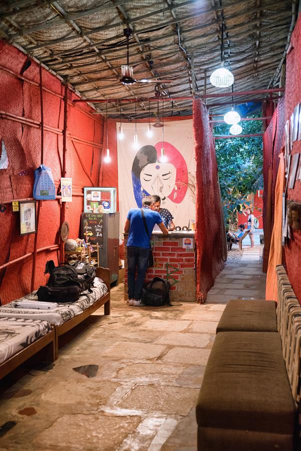 Bricks And Bamboo Hostel Anjuna Exteriör bild